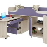 سرير الأطفال علوي