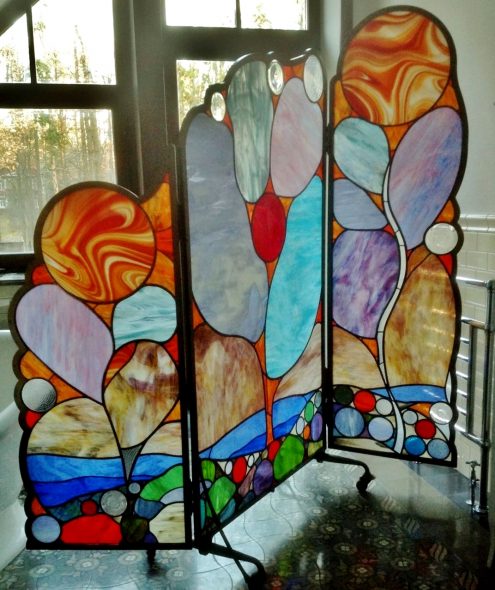 الشاشة المركبة