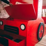 سرير بطابقين - حافلة الأطفال