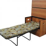 وظائف طاولة السرير