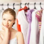 loại bỏ mùi hôi từ tủ quần áo