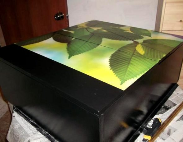 الغراء اللاصق على سماعة الرأس