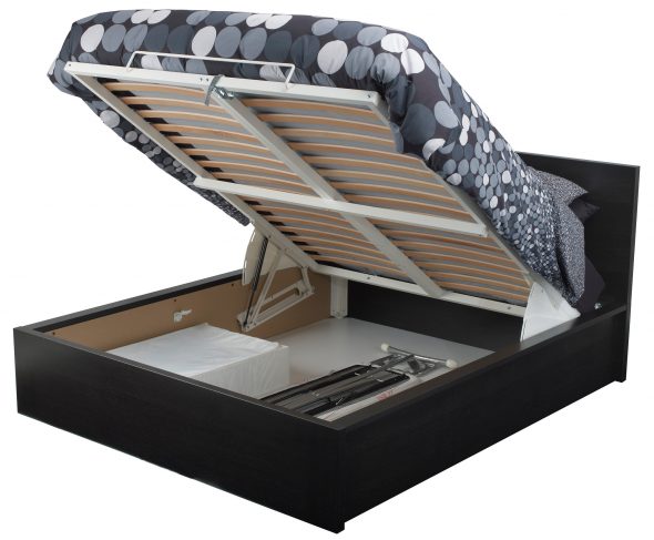 السرير مع آلية رفع الغاز