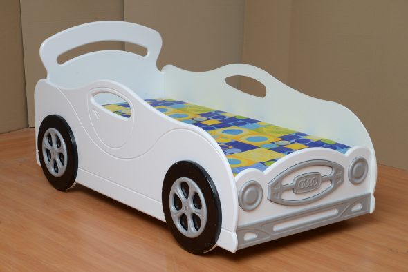 آلة السرير الأبيض