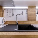 بالوعة المطبخ الحجر