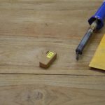 الخشب والأثاث الشمع