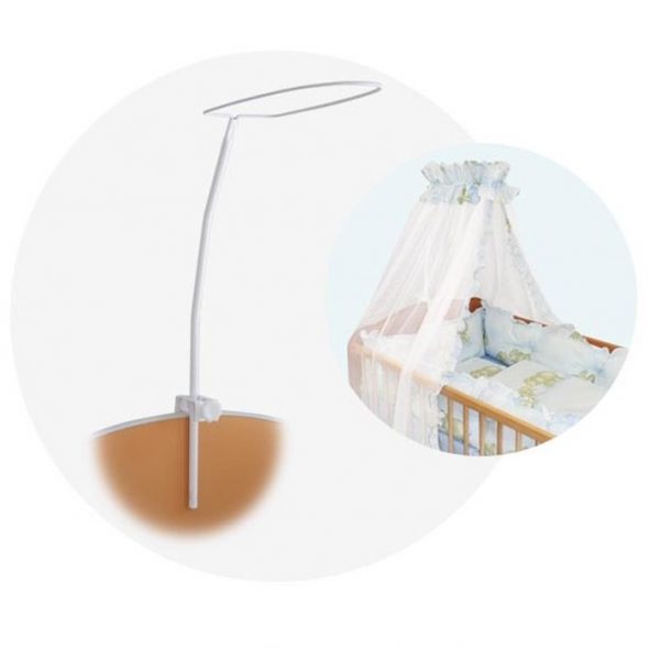 وضع مظلة على السرير