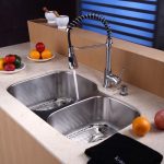 مغسلة مزدوجة