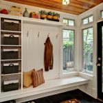 شماعات الجدار المدخل