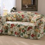 غطاء التوتر على الأريكة