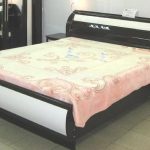 سرير غرفة نوم قصة