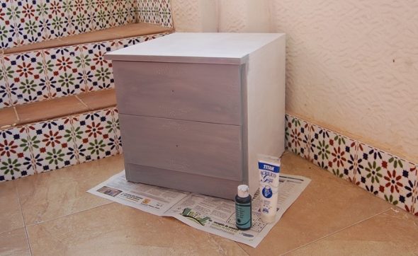 اللوحة نايتستاندس