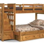 سرير طفل عملي