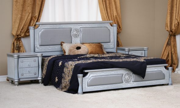 السرير ريبيكا