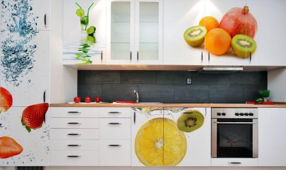 ذاتية اللصق في المطبخ