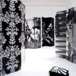 شاشة سوداء وبيضاء