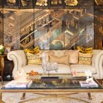 شاشة الغرفة