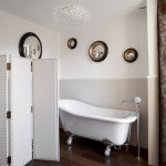 شاشة الحمام