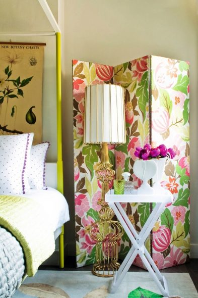 الشاشة في أنسجة الغرفة