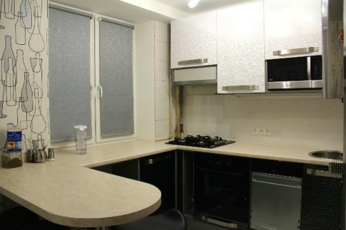 الجدول عتبة أعلى