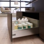 أدراج مع آلية