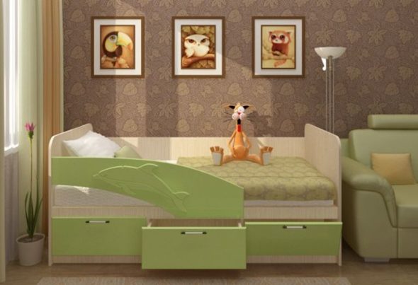 سرير الطفل دولفين