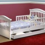 سرير الأطفال فاليتا