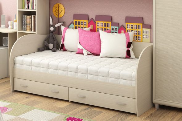 أسرة الأطفال Lerom