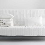 أريكة ايكيا Bedinge في المناطق الداخلية من الشقة