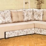 صوفا دوارة في تصميم الغرفة