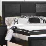 سرير مزدوج التجريد