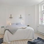 سرير مزدوج أبيض