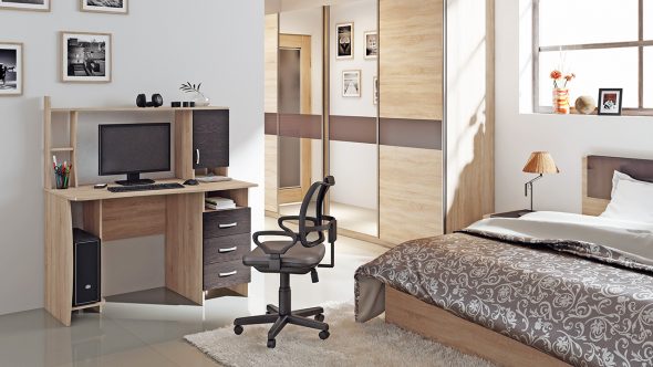 مكتب الكمبيوتر