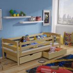 سرير الأطفال هوغو