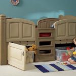 سرير الأطفال مع الجانبين