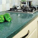 كونترتوب مصنوعة من الحجر السائل