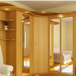 خزانة ملابس كلاسيكية