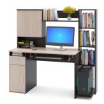 طاولة كمبيوتر