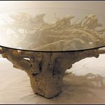 طاولة القهوة مصنوعة من الجذوع والزجاج تفعل ذلك بنفسك