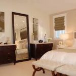 يمكن تعيين المرآة في غرفة النوم أم لا