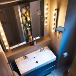 أضواء مرآة DIY