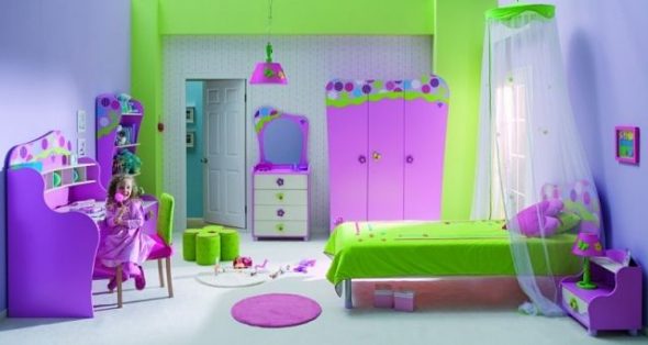 مظلة لسرير الطفل