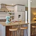 شريط عداد مع الكراسي منخفضة