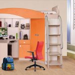 الدلفين السرير في غرفة الأطفال