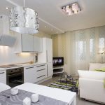 الأريكة في المطبخ بيضاء