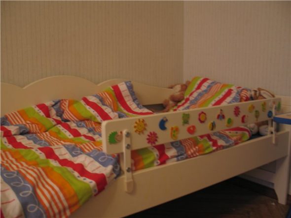 الجانب ايكيا فيكاري