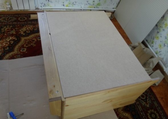 الإطار الخلفي الجمعية الجدار الخلفي