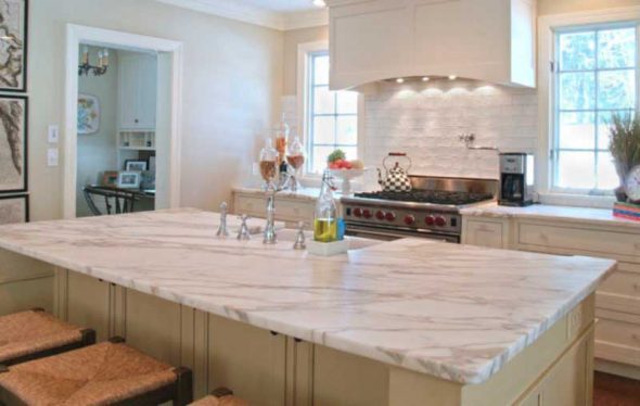 كونترتوب الحجر الجميل