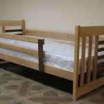 السرير رولاند