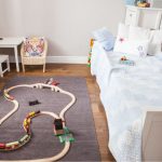 سرير ايكيا الحضانة في داخل الحضانة